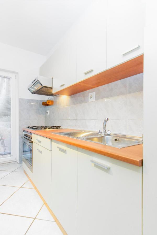 Apartmani Mariva Vodice Bagian luar foto