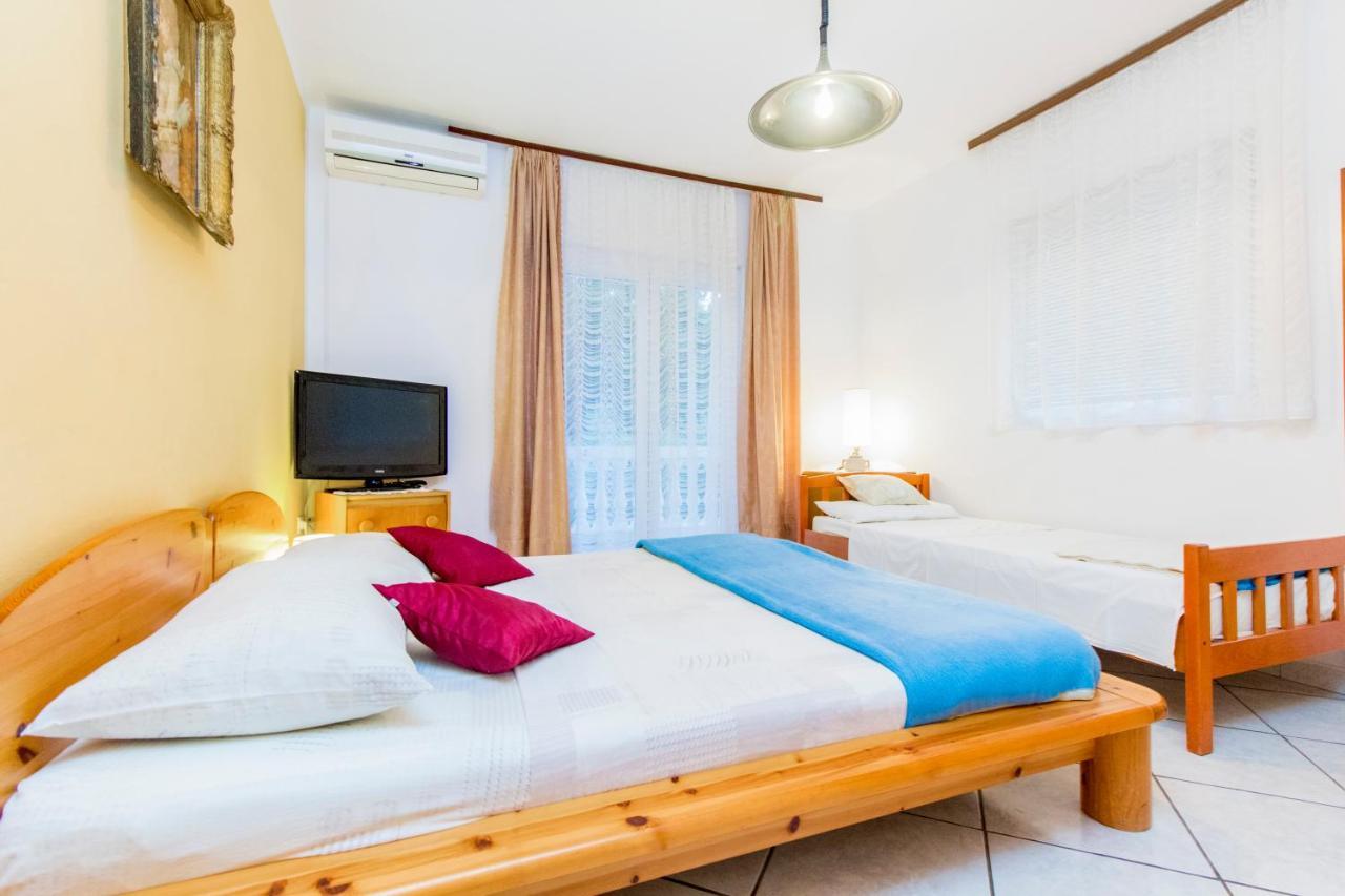 Apartmani Mariva Vodice Bagian luar foto