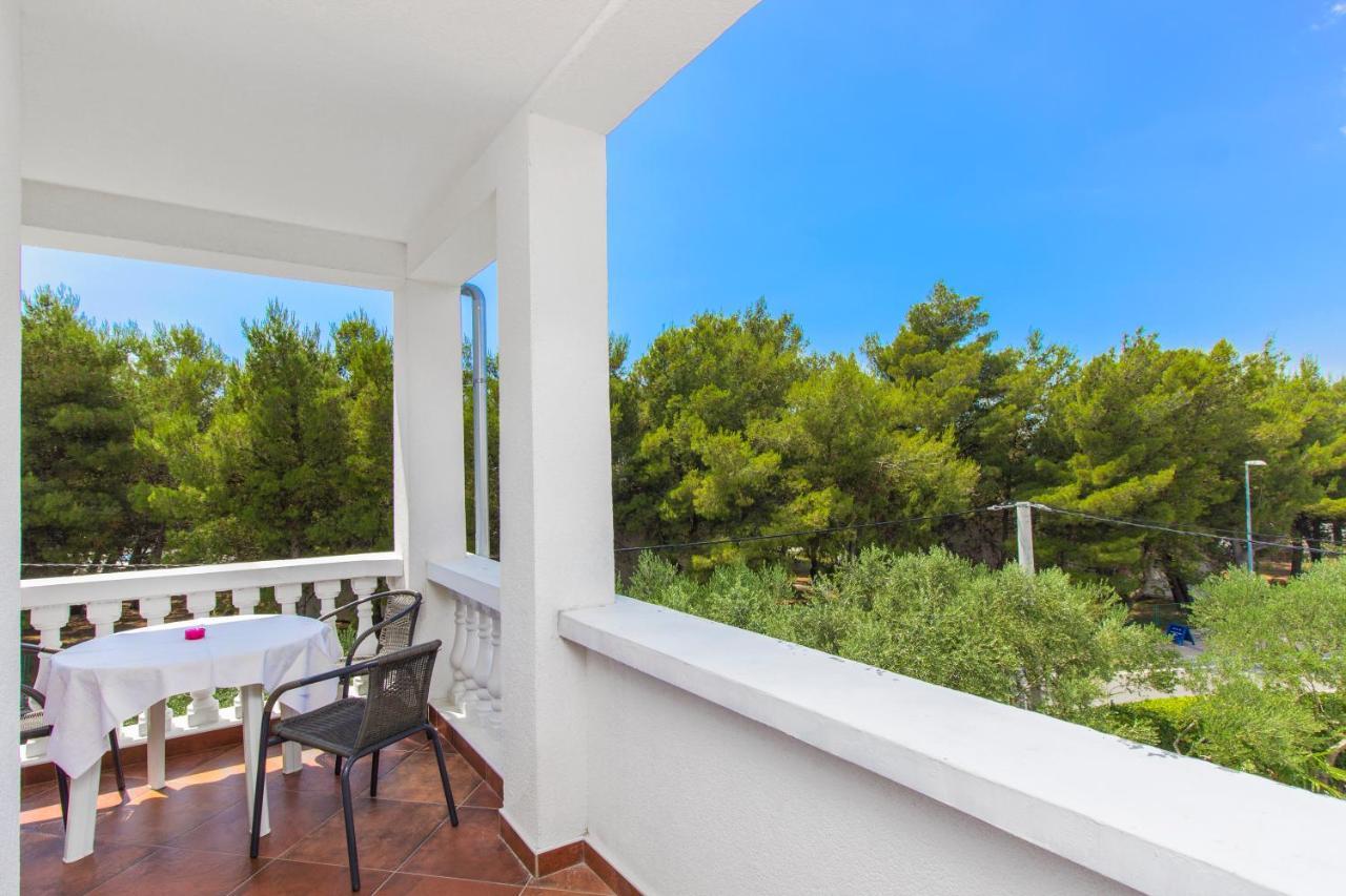 Apartmani Mariva Vodice Bagian luar foto