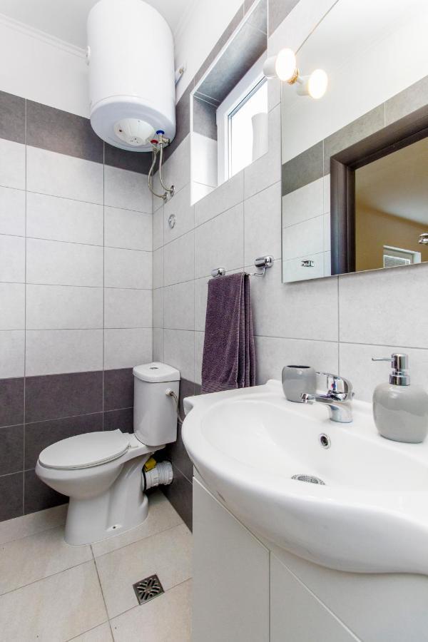 Apartmani Mariva Vodice Bagian luar foto