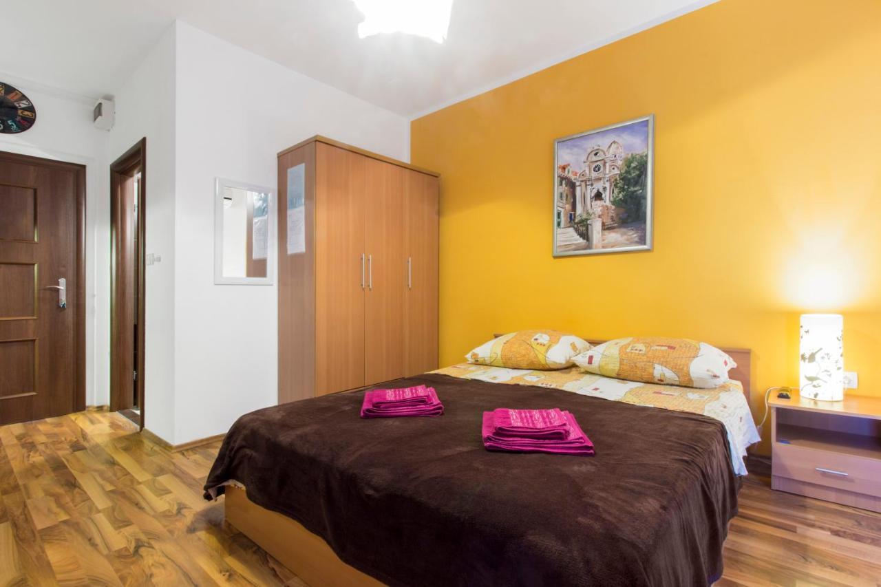 Apartmani Mariva Vodice Bagian luar foto