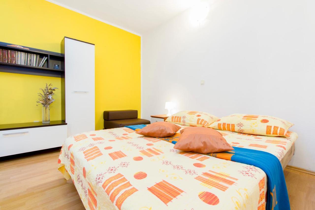 Apartmani Mariva Vodice Bagian luar foto