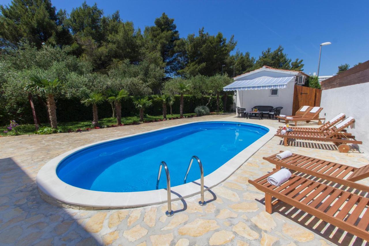 Apartmani Mariva Vodice Bagian luar foto